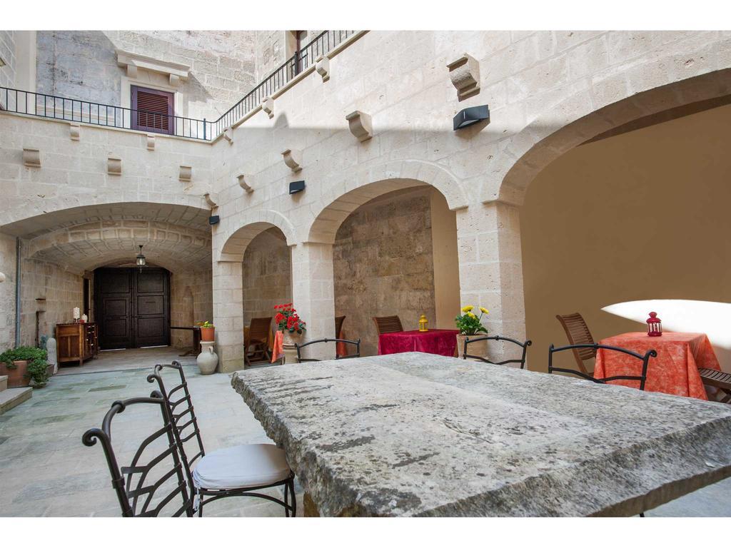 Palazzo Mellacqua Castiglione d'Otranto Exterior foto